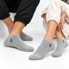 On Style Cotton Ankle Socks – Grey - model view